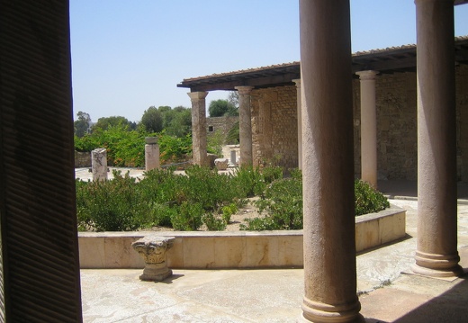 Carthage - Cour de la maison romaine dite « de la volière »