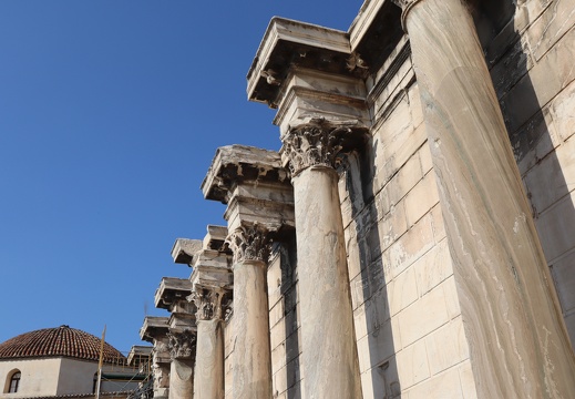 Athènes - Façade de la bibliothèque d’Hadrien