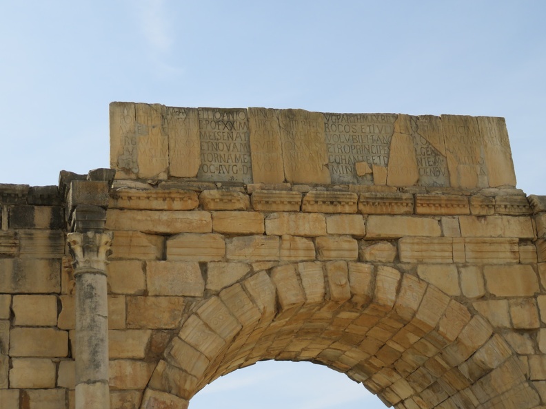 Inscription sur l'arc de Caracalla.JPG