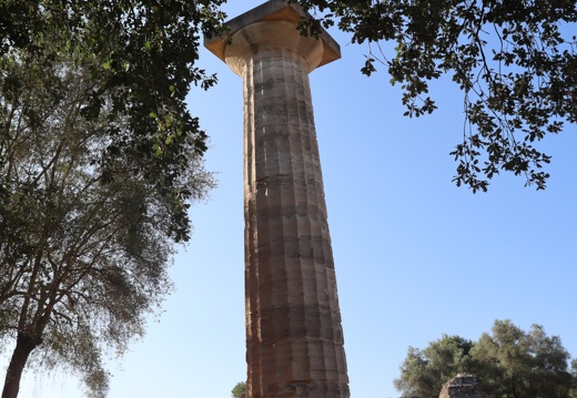 Olympie - La colonne du temple de Zeus
