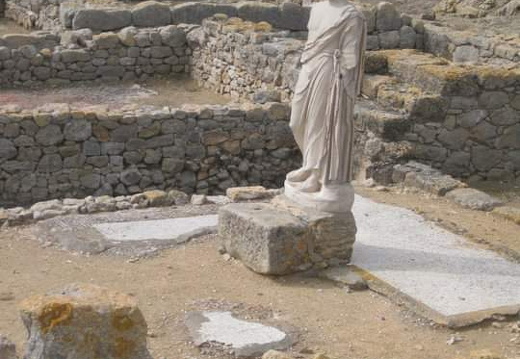 Emporiae - Statue d'Asclépios