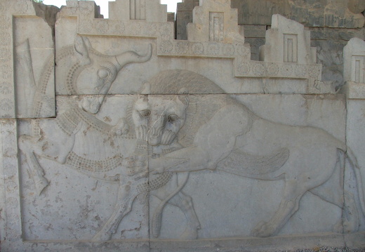 Persépolis - Bas-relief du lion dévorant un taureau