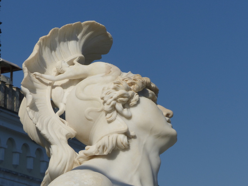 Achilleion de Corfou, statue d'Achille mourant (détail).JPG
