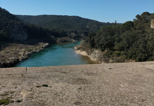 Pont du Gard, le Gardon vu du Pont du Gard