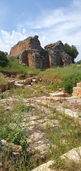 Aptera, citerne en Γ vue de l’extérieur.jpg