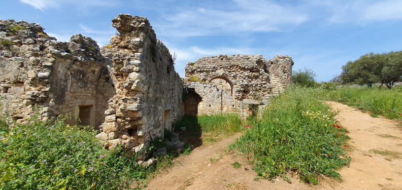 Aptera, vestiges des thermes.jpg